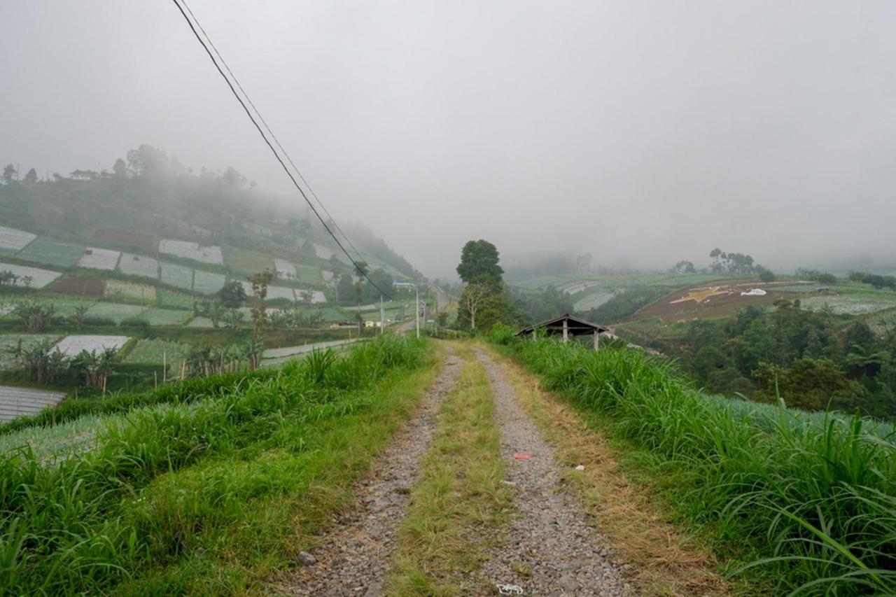 Reddoorz Near Candi Cetho Karanganyar Karanganyar  Esterno foto